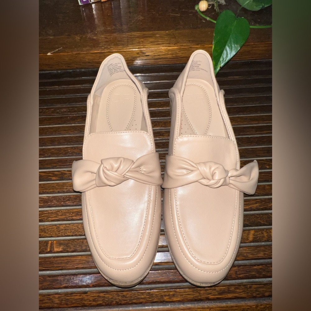 JustFab Nude Loafers with Knot Accent 7